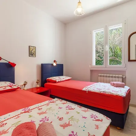 Duje Holiday home